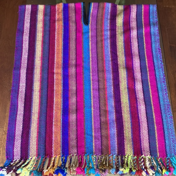 100% Wool Unisex Zapotec Mexican Poncho, One Size - Picture 5 of 16